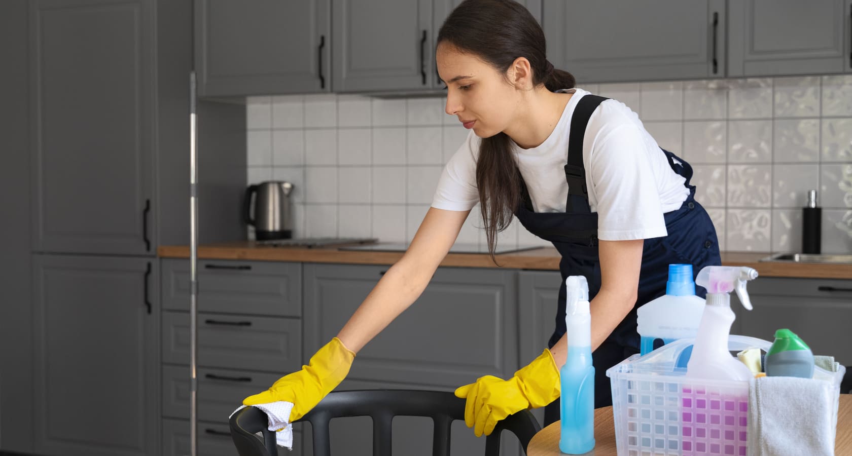 Периодическая уборка коттеджей в Подмосковье цена - клининговая компания  CleaningMoscow