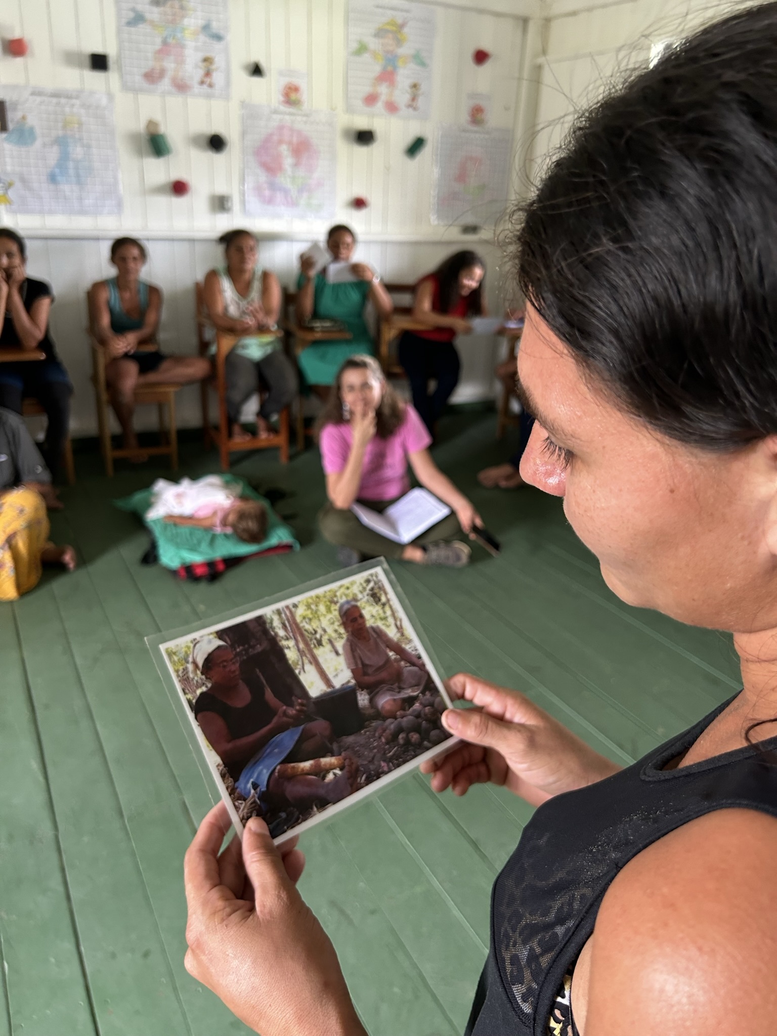 Mulheres seringueiras lutam por direitos no Acre: 'Ajudantes são os