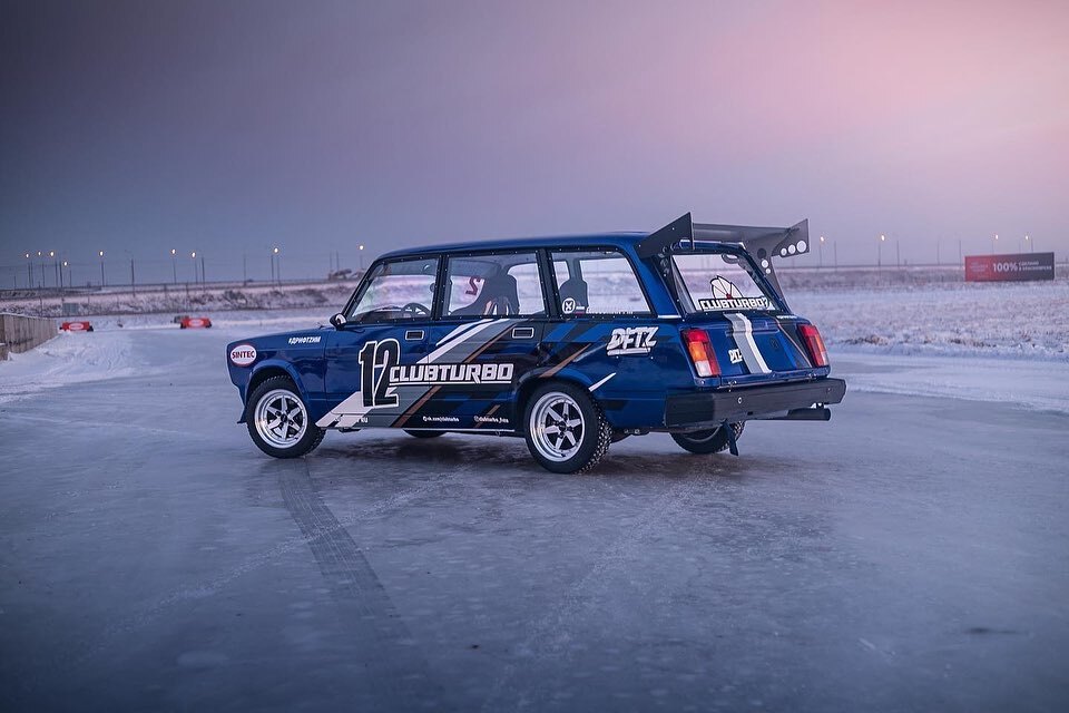 ВАЗ 2104 ЧЕМПИОН WDB