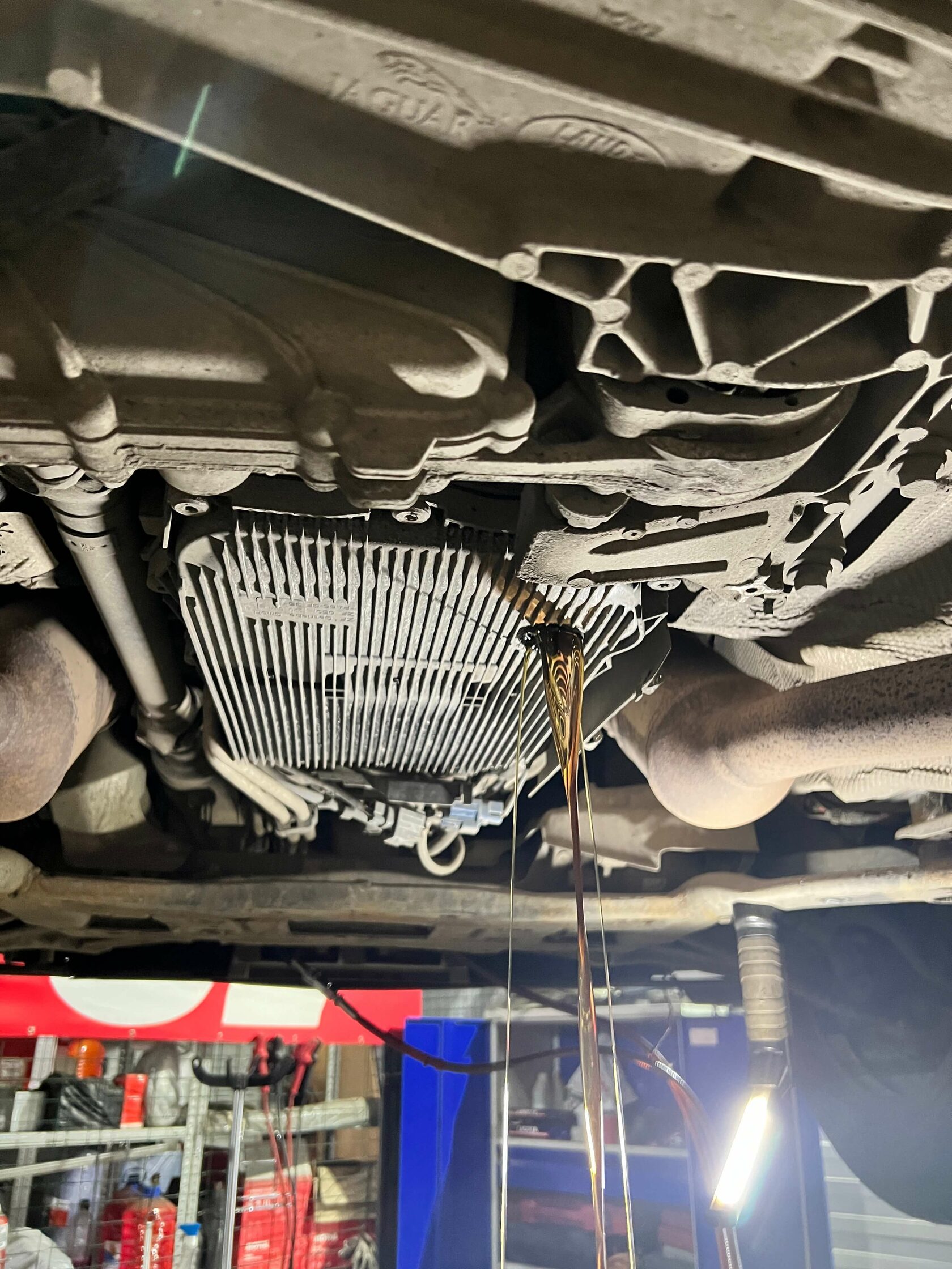 Слив масла из АКПП ZF 8hp45