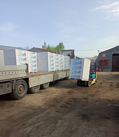 Разгрузка блоков