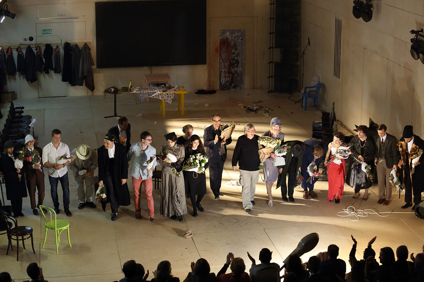 Безприданница.-Премьера-00007