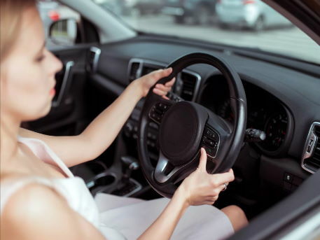 Выкуп авто с правым рулем в Тюмени 