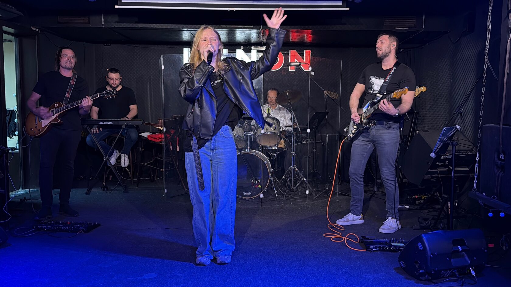 как петь микстом