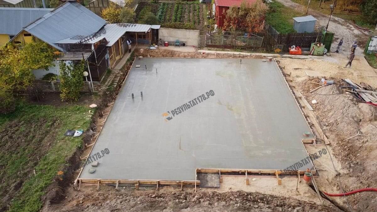 Фундамент монолитная железобетонная плита под ключ от нашей компании в спб и ло