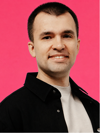 Максим Наводников