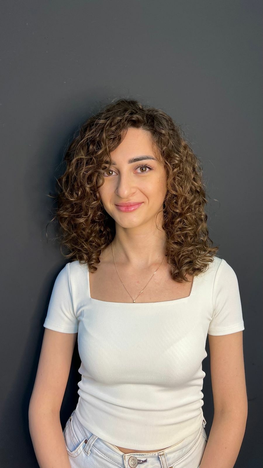 Студия завивки в волос в томске. Livecurly_studio отзывы. Студия завивки волос севастополь. Вертикальная химия. Студия завивки на бакунинской.