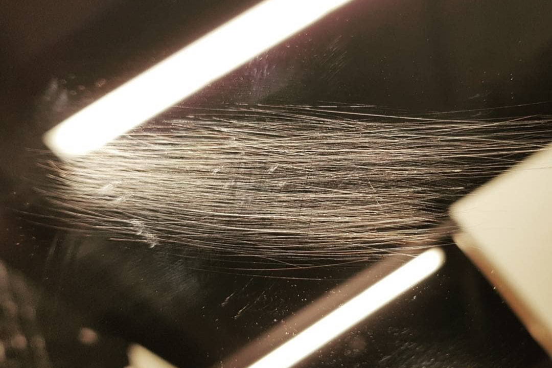 граффити на стекле до полировки