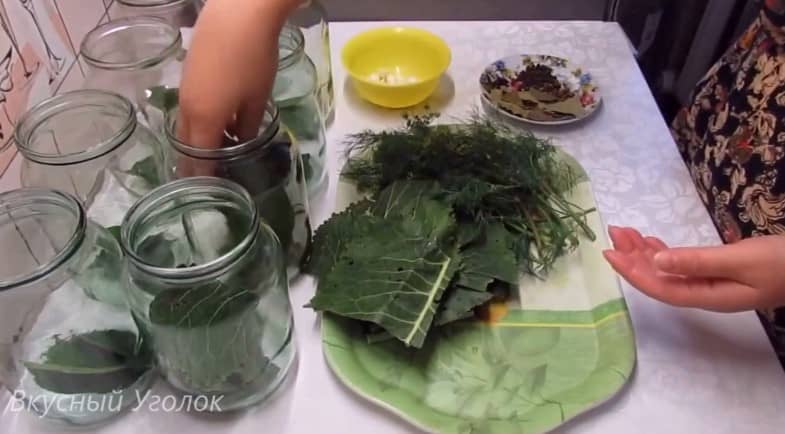 Приготовление маринованных огурцов на зиму с уксусом: шаг 4