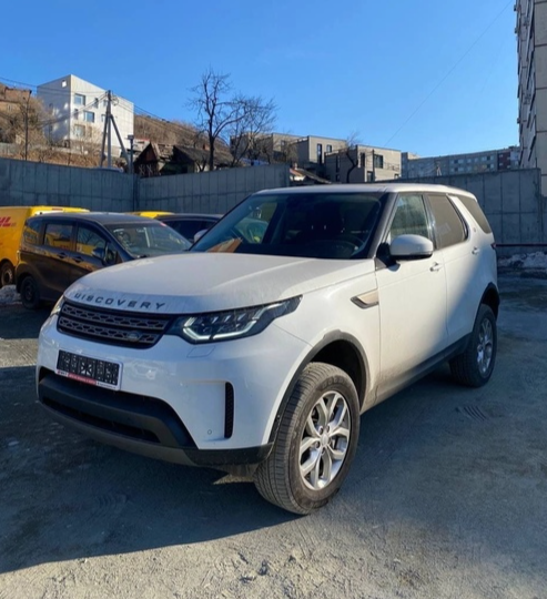 Land Rover Discovery белый