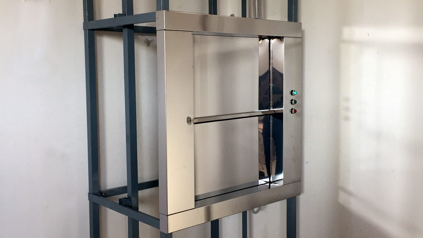 Малый грузовой лифт. Грузовой лифт подъемник. Подъемник грузовой монтажный alp-lift s400,. Пг-500 подъемник. Грузовой подъемник шахтного типа.