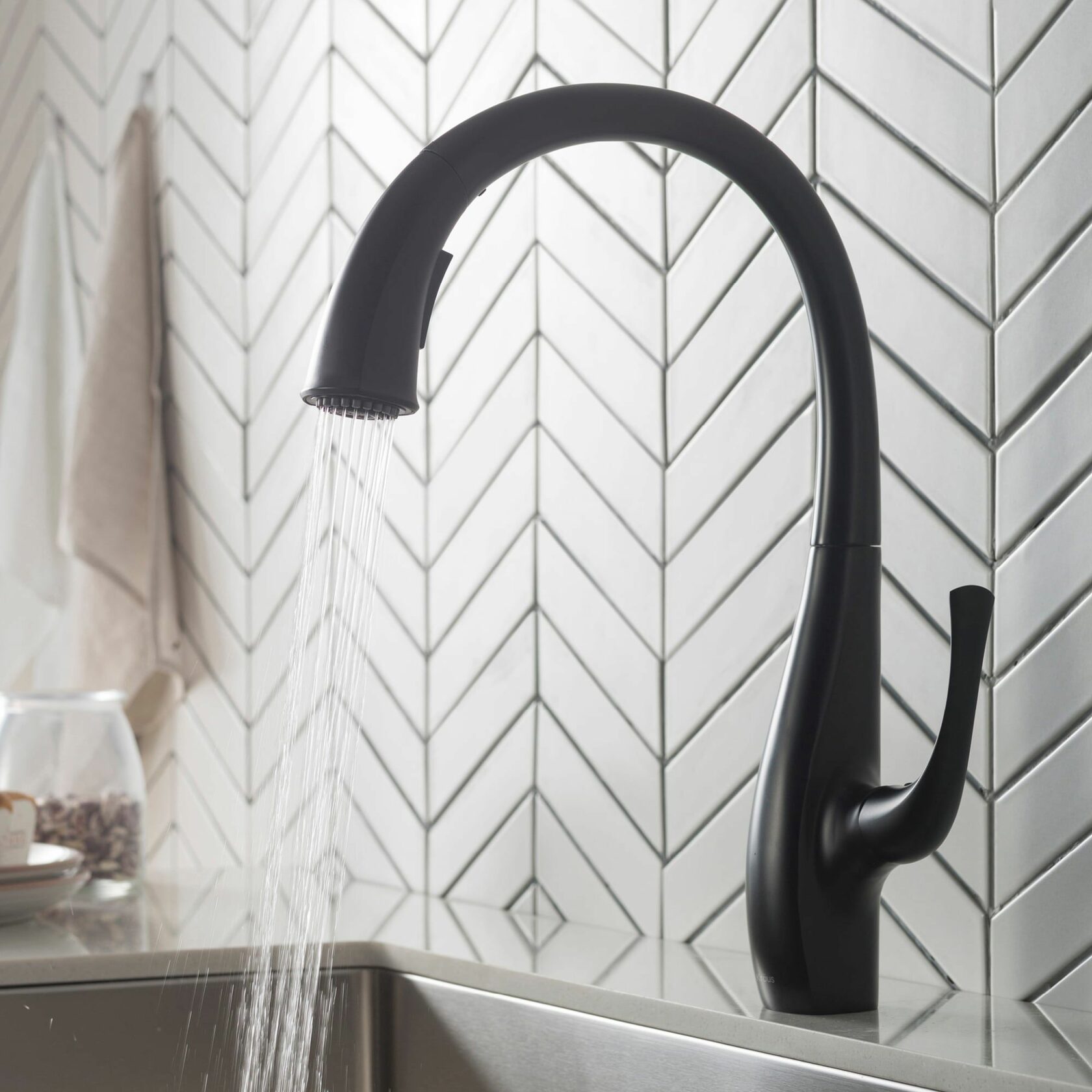 Кухонний змішувач Kraus KPF-1675MB - изображение 3