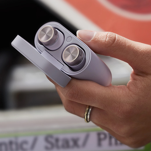 Bowers &amp; Wilkins Pi5 S2