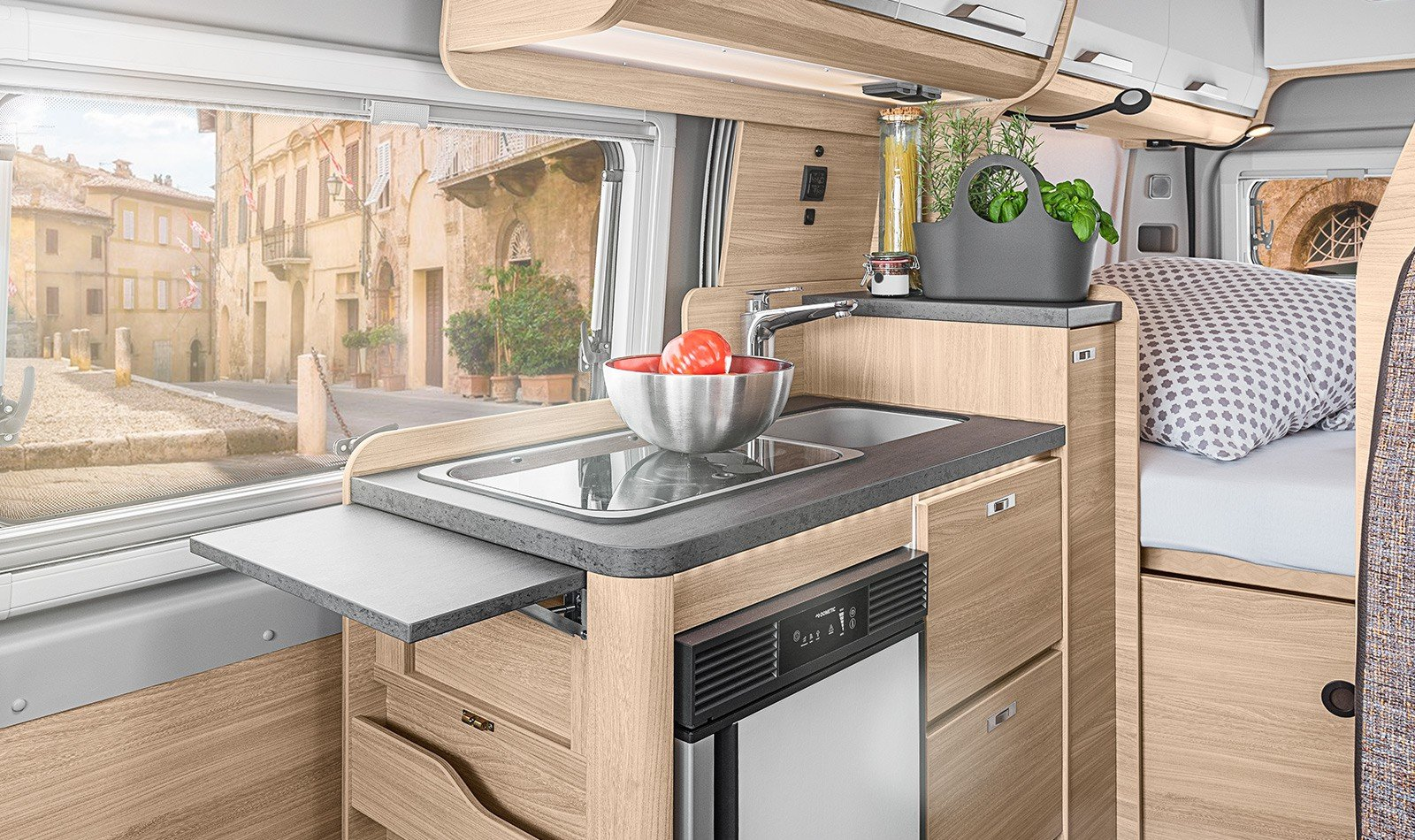 кухонная зона - важная часть автодома