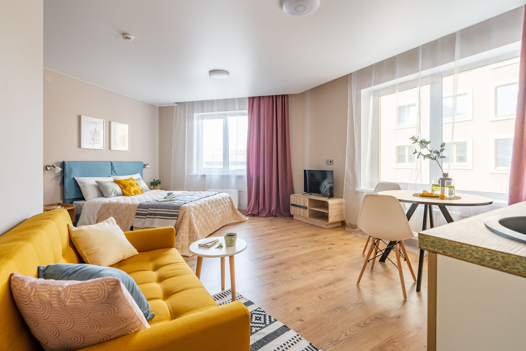 авенир апартаменты в санкт петербурге. синий пол в комнате. авенир апартаменты в санкт петербурге. авенир апартаменты в санкт петербурге. Leruka home санкт-петербург.