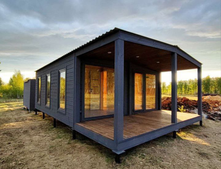 одноэтажный модульный дом. дачный модульный домик 6. Tiny house с односкатной крышей. модульное домостроение в россии. модульный дачный домик.