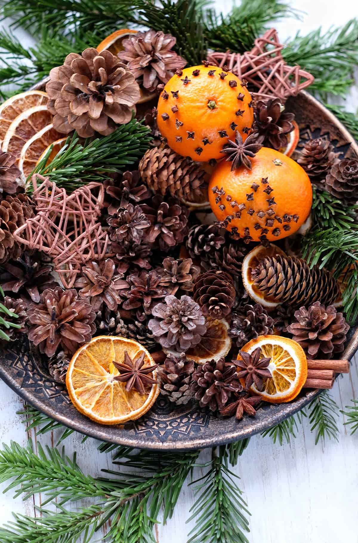 Смесь цитрусовых и зелени