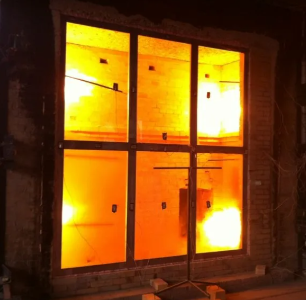 Противопожарное стекло DomGlass