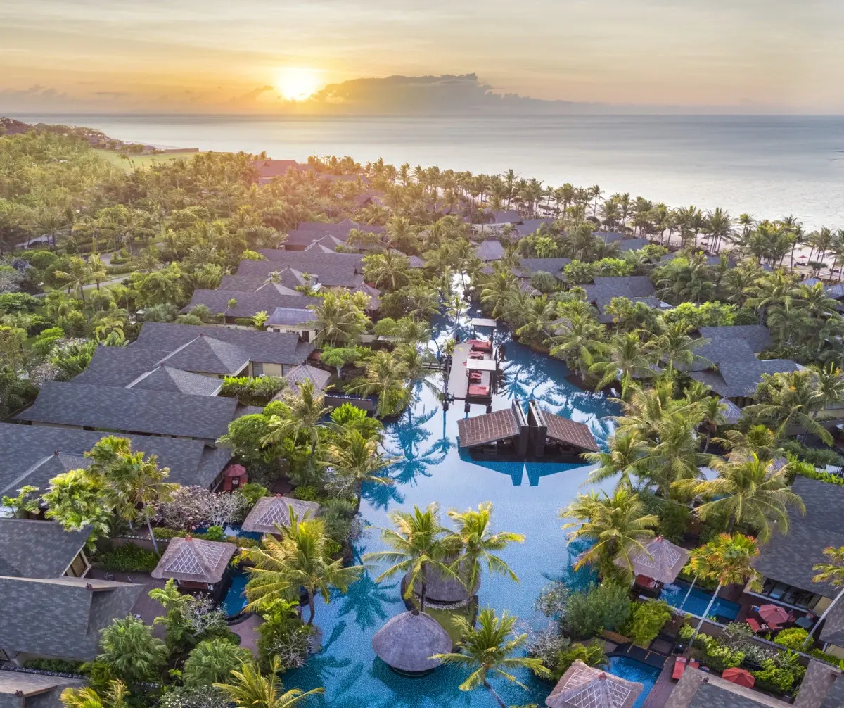 The St. Regis Bali Resort — отель 5 звезд на Бали