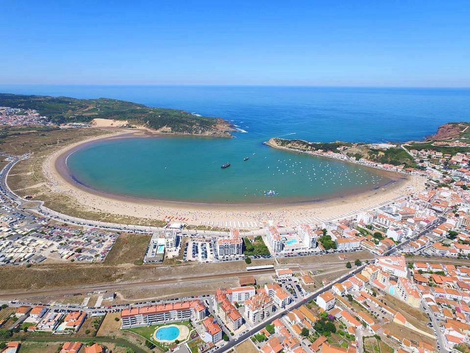 Praia São Martinho do Porto