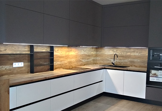 Кухня хай тек