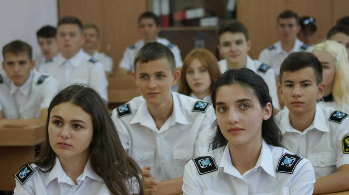 На трех факультетах колледжа