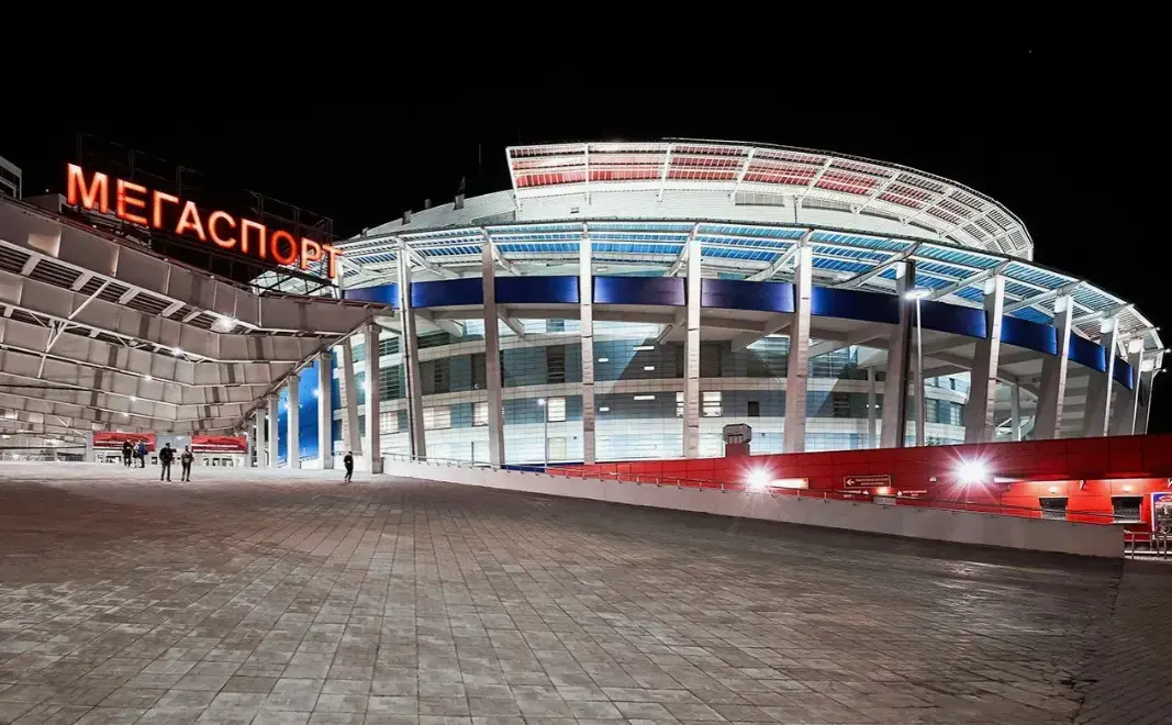 Дворец спорта Мегаспорт на Ходынском бульваре в Москве