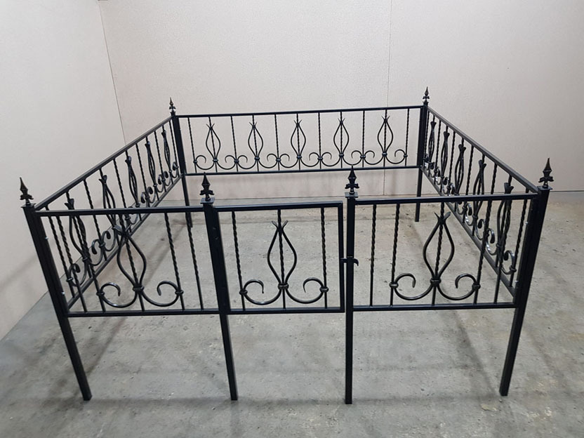 полукованая ограда