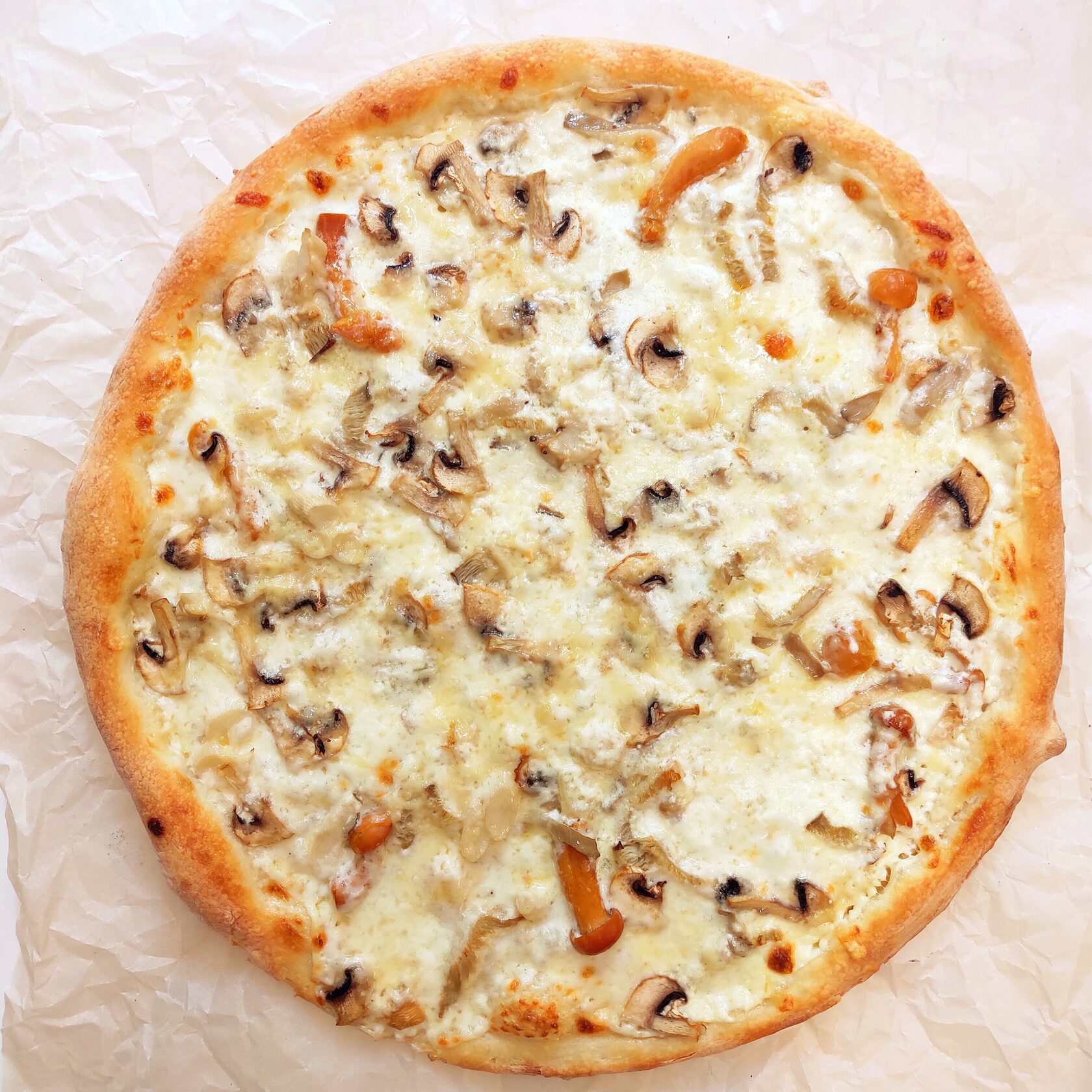 грибная пицца с сливочным соусом фото 77