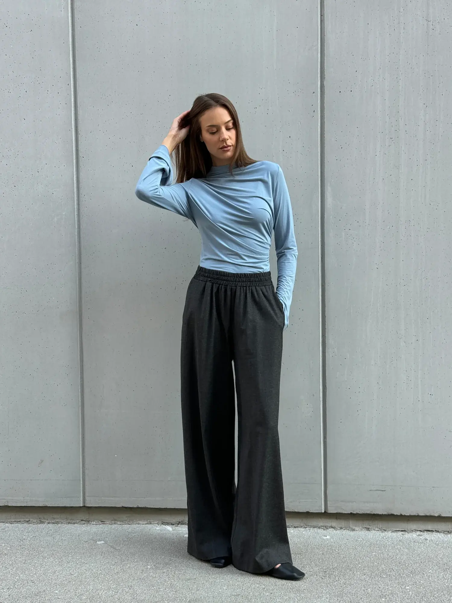 Базовые женские брюки KATYA BLANC с комфортной посадкой