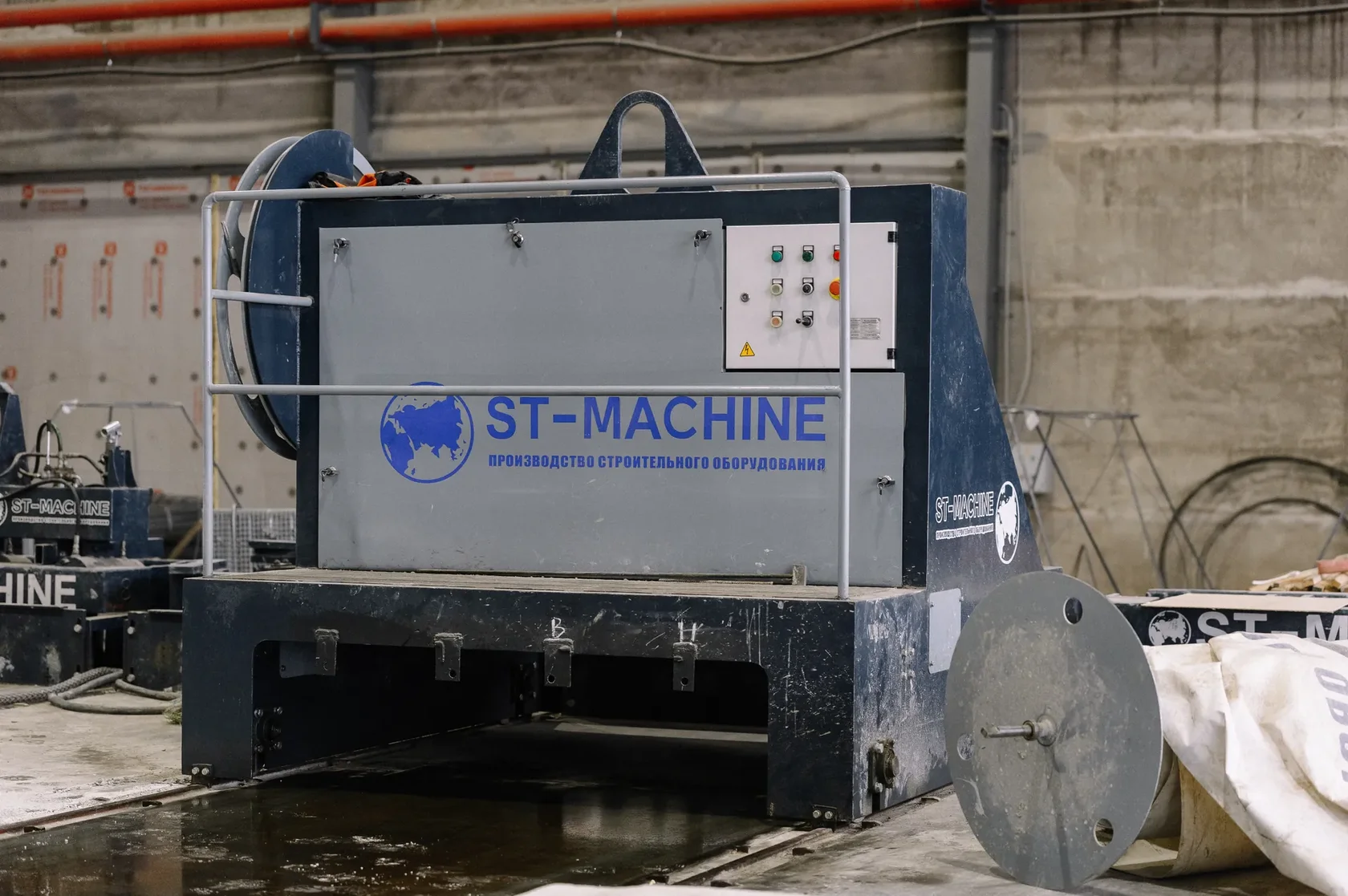 Формовочный станок ST-MACHINE для плит ПБ