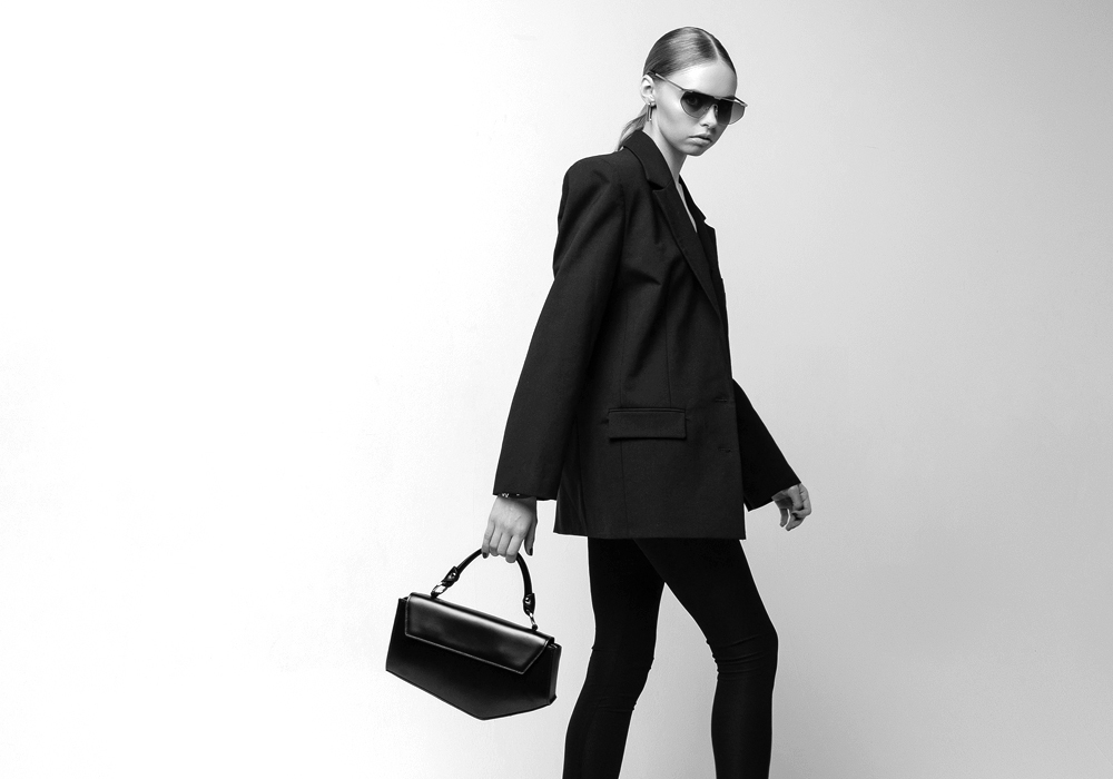 The story of blazer. Съемка проекта byRUNWAY. Фотограф: Елена Волкова, стиль и идея: Вероника Комарова, модель: Мария Кузина. www.byrunway.ru