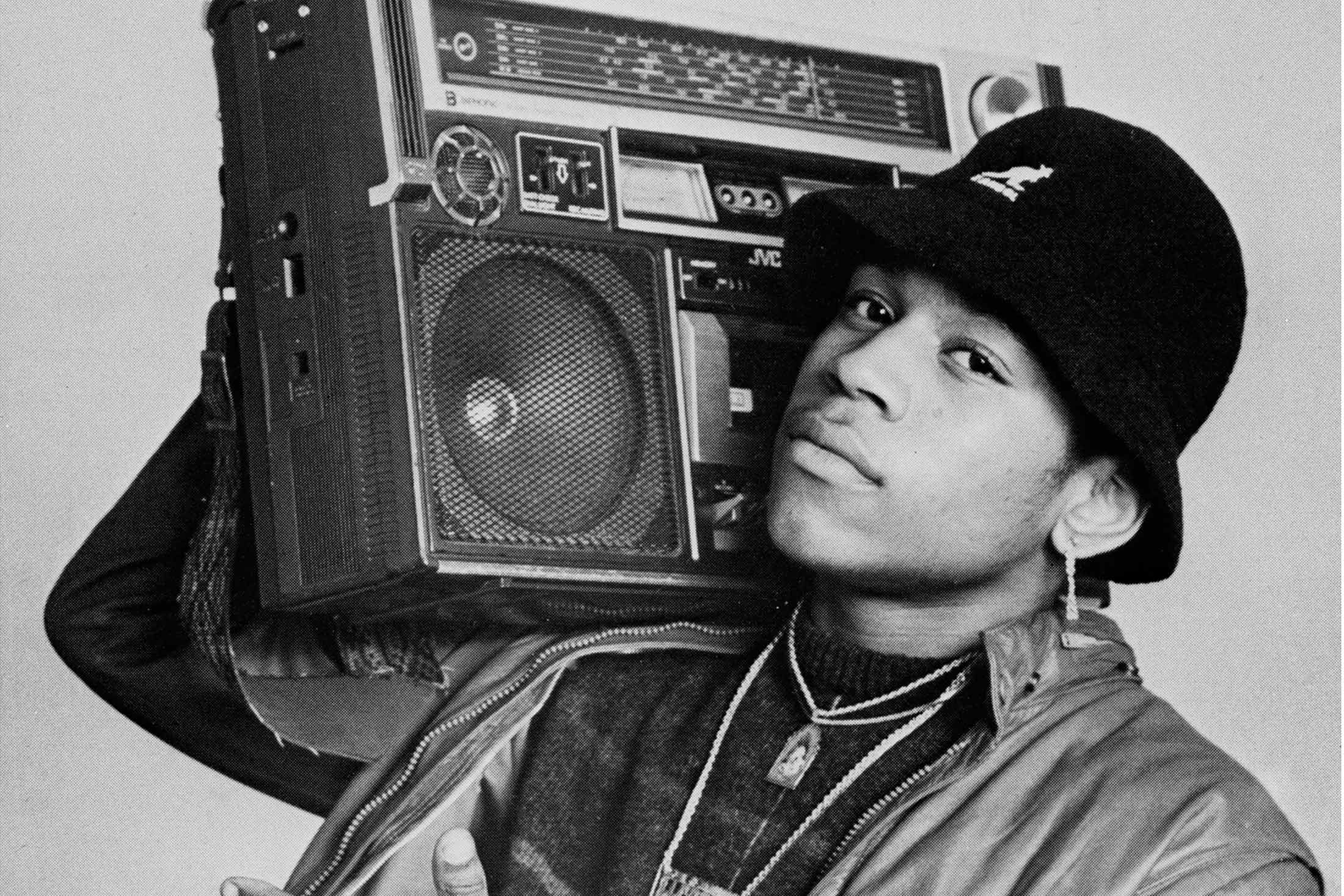 Музыка рэп и хип хоп. Магнитофон 90 Hip-Hop. Ll cool j диджей. Ll cool j 80s. Ll cool j с магнитофоном.