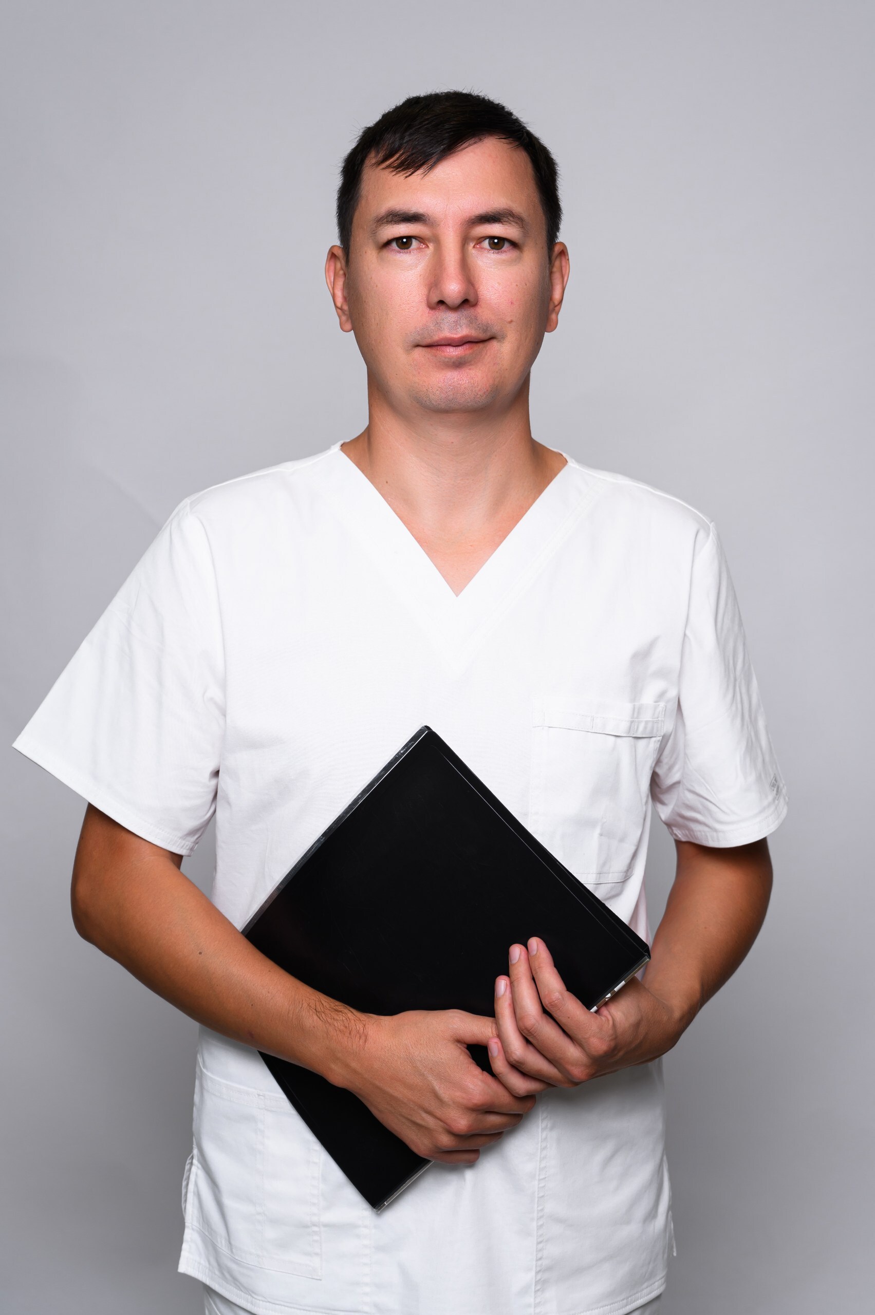 Фото врача Фахретдинова Артура Амировича