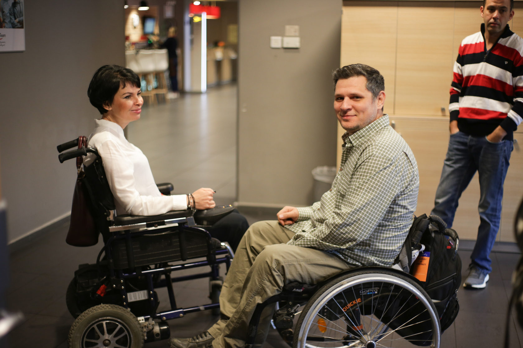 Группы инвалидов знакомств. Общение с инвалидами. Взаимодействия с людьми с инвалидностью. Познакомиться с инвалидом.