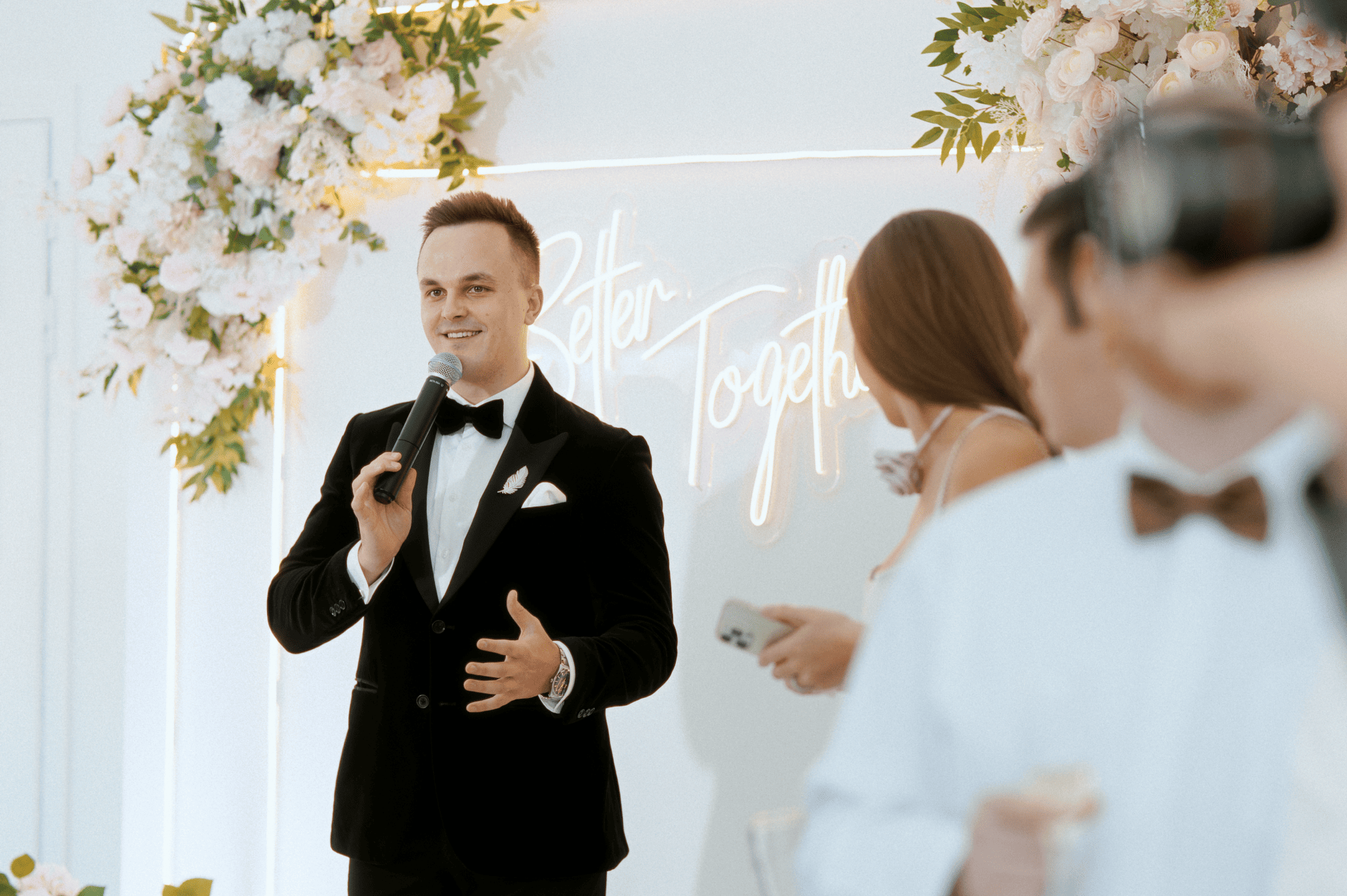 Ведущий свадьбы Евгений Токарь Владивосток