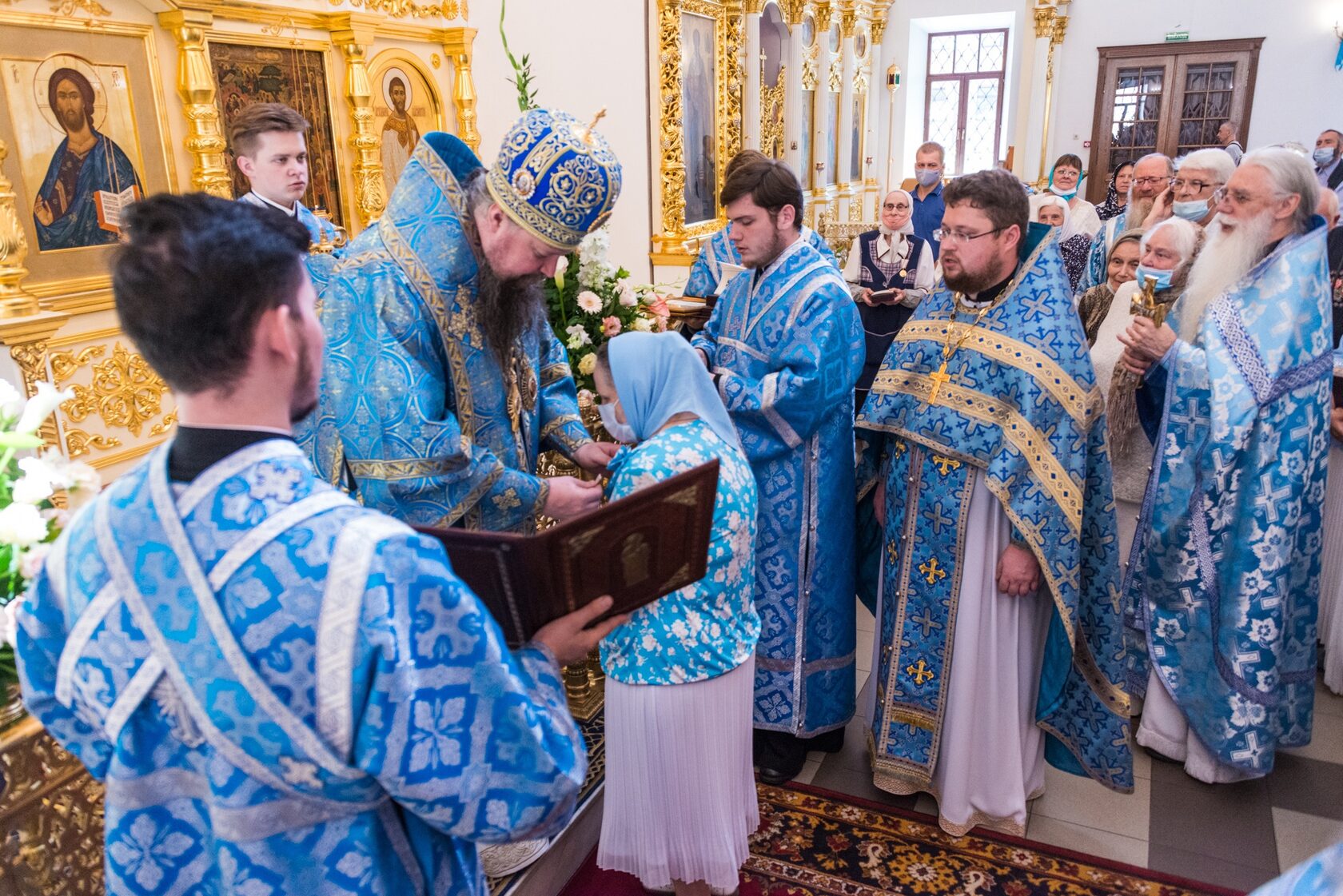 Тихвинский храм в сущеве расписание. Храм тихвинской иконы в сущеве. тихвинка 13 храм тихвинской иконы божией матери в сущеве. возвращение тихвинской иконы божией матери в 2004 году. храм тихвинской божьей матери в сущеве рождество.