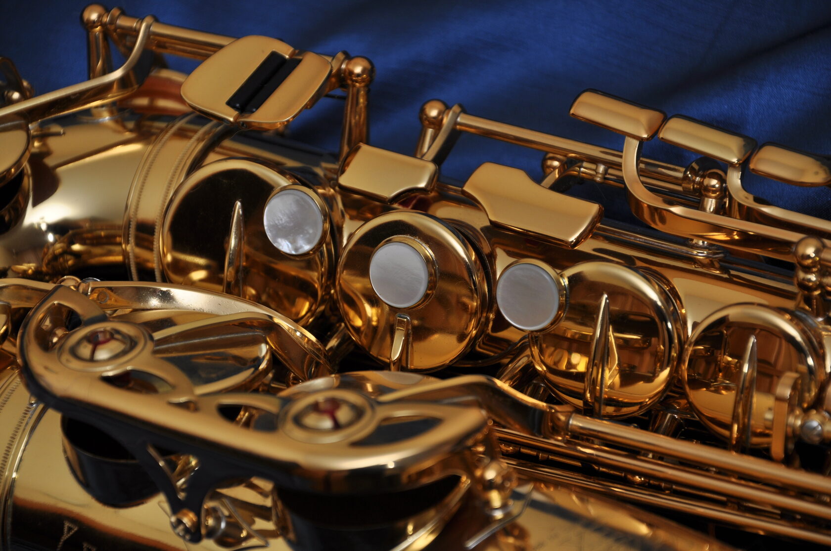 Японский саксофон. Саксофон звукозапись. Японский саксофон 70-80. Мастерская саксофона.