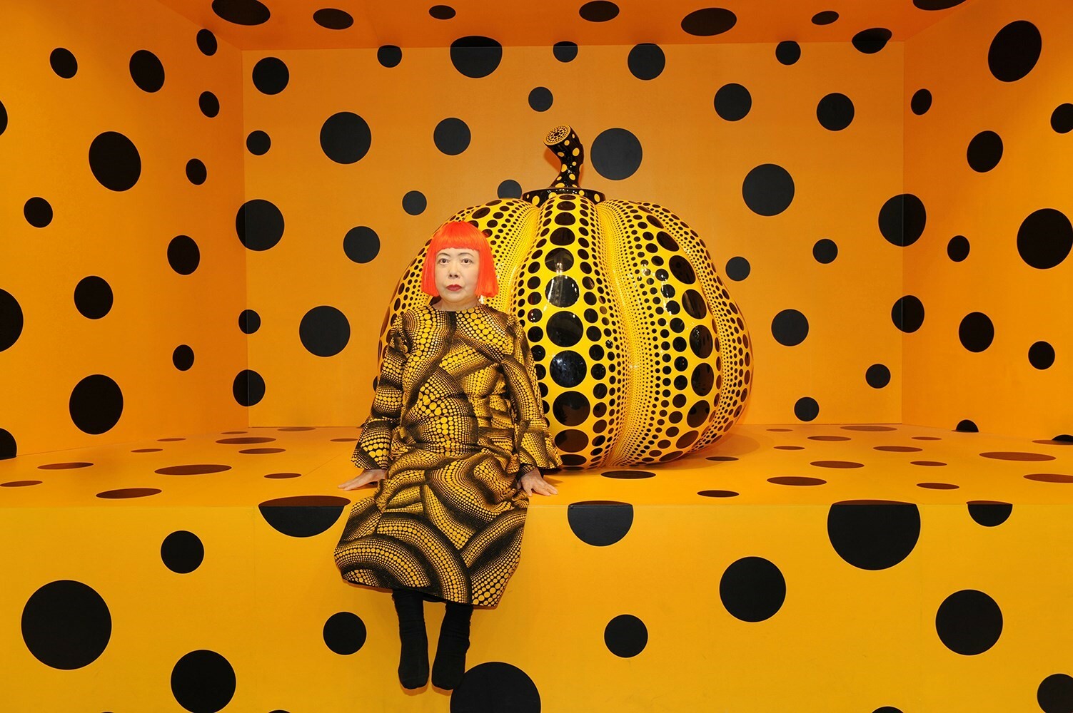 The famous polka dots of Yayoi Kusama are all over Louis Vuitton stores  around the world