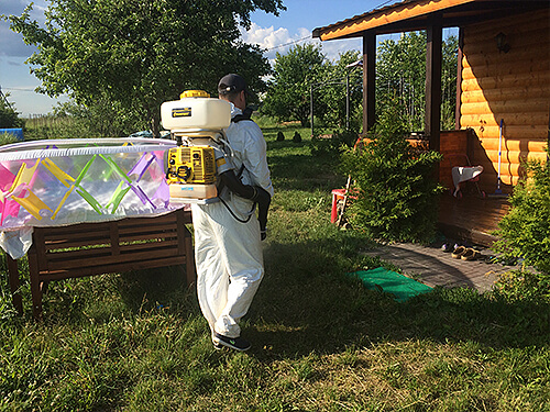 Вызвать СЭС обработать от комаров в Казани 