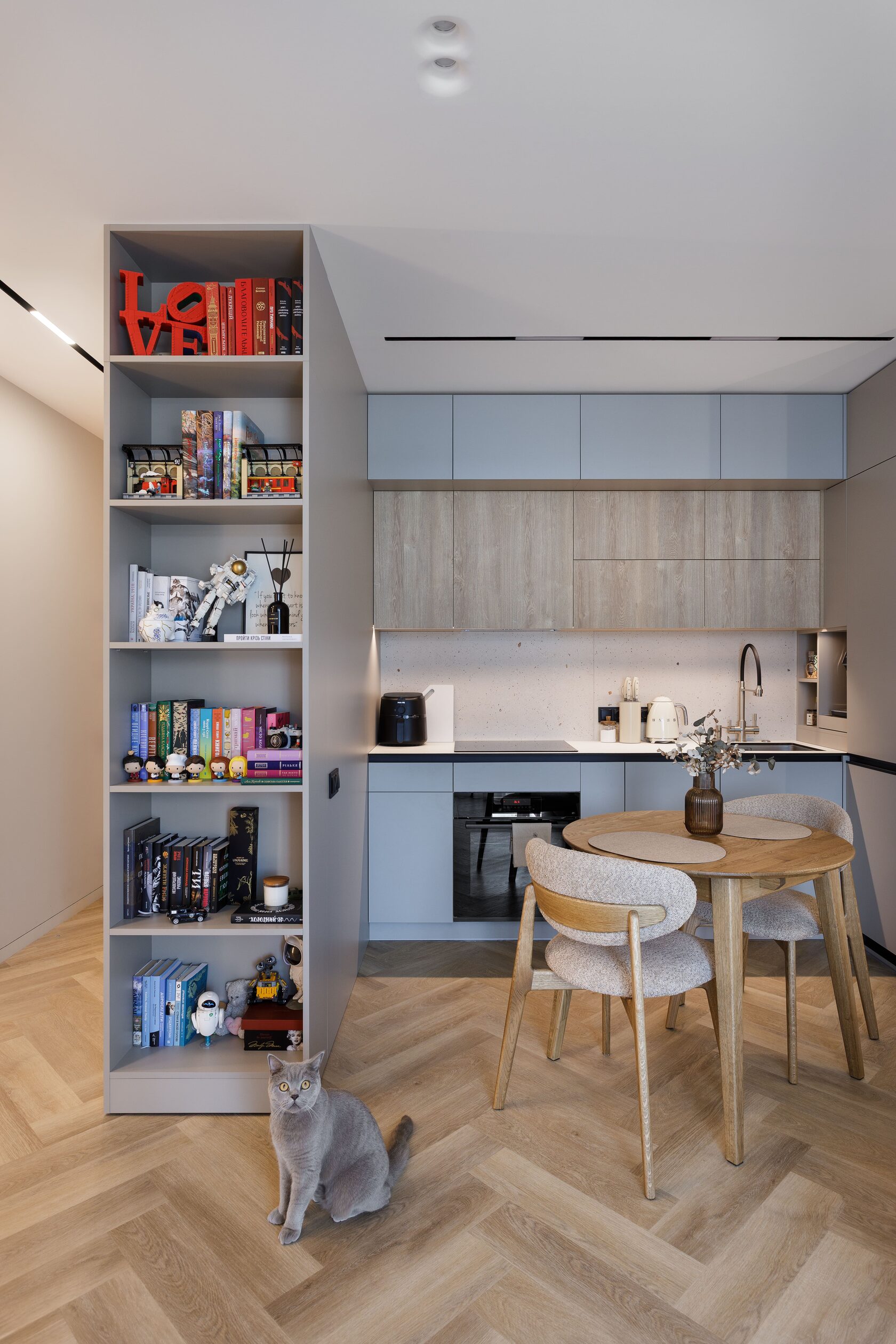    Interior design of the kitchen-living room in a one-bedroom apartment in Respublika Residential Complex, Kyiv