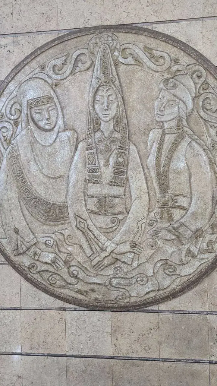 Метро Алматы - интерьер станции