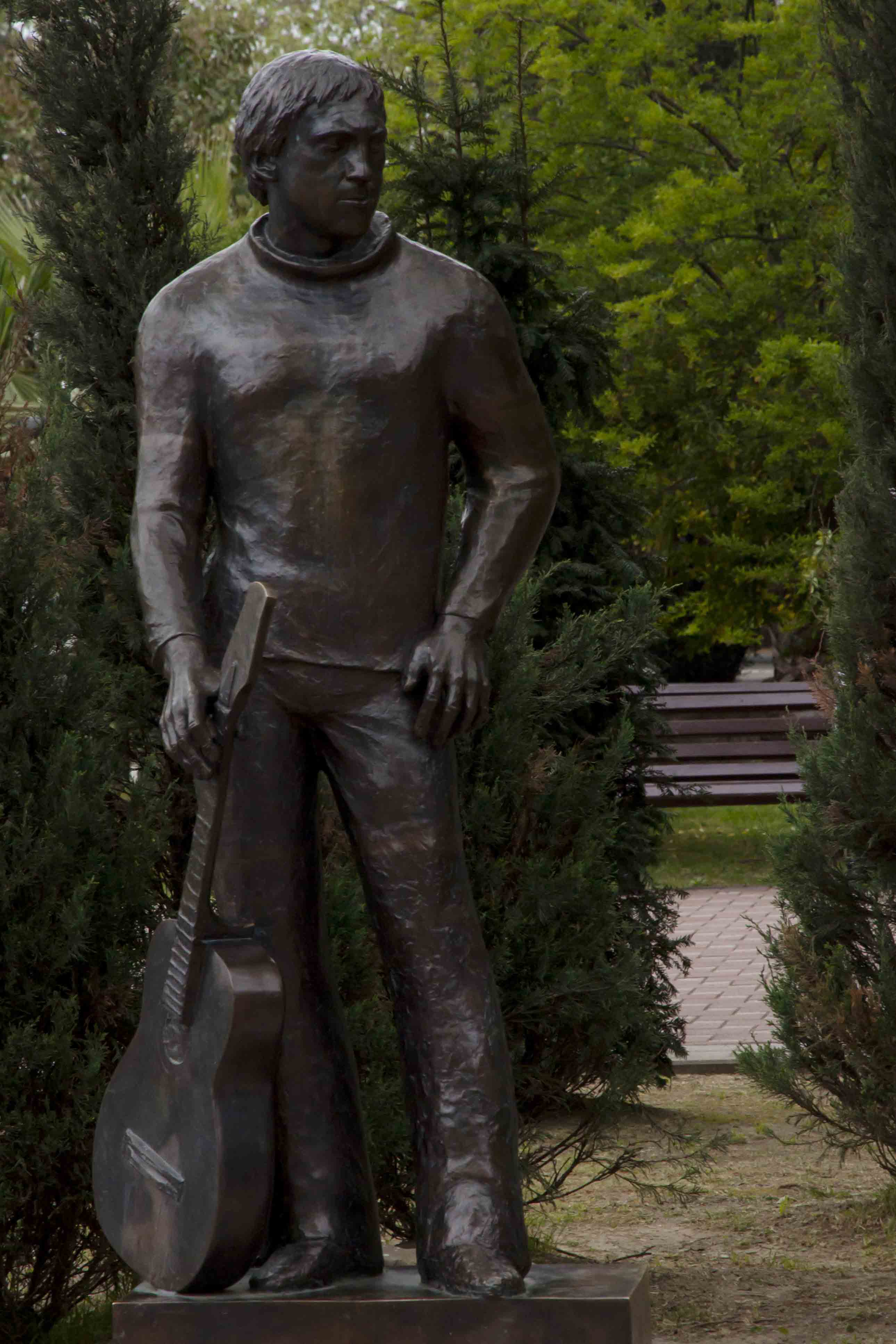 Памятник В.С. Высоцкому, Приморский парк