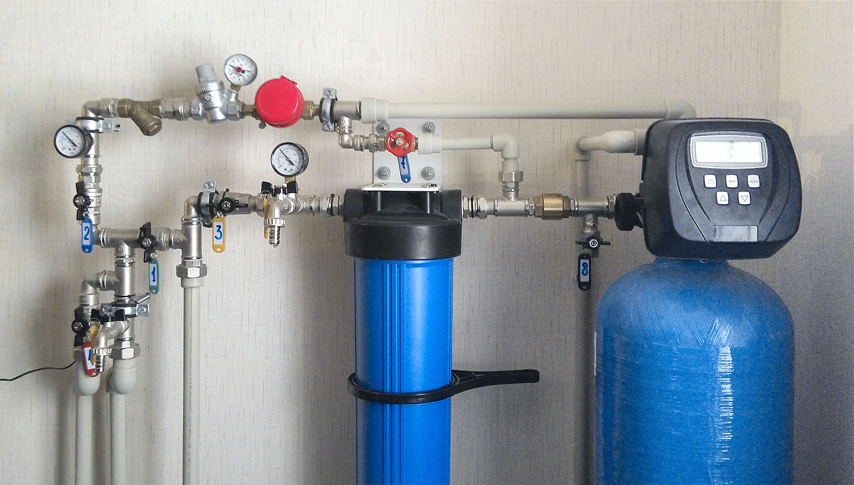 Станция грубой очистки. Блок фильтров водоподготовки ППД. Система обезжелезивания воды для скважины. Фильтр обезжелезивания воды Ду 65. Фильтр для умягчения воды магистральный.