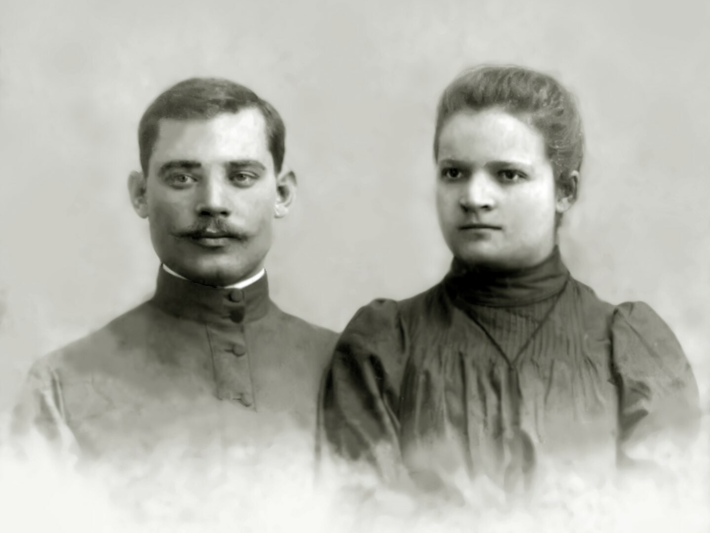 Василий Михайлович Поправко и Александра Демидовна, дед и бабушка С. А. Поправко, 1913г.