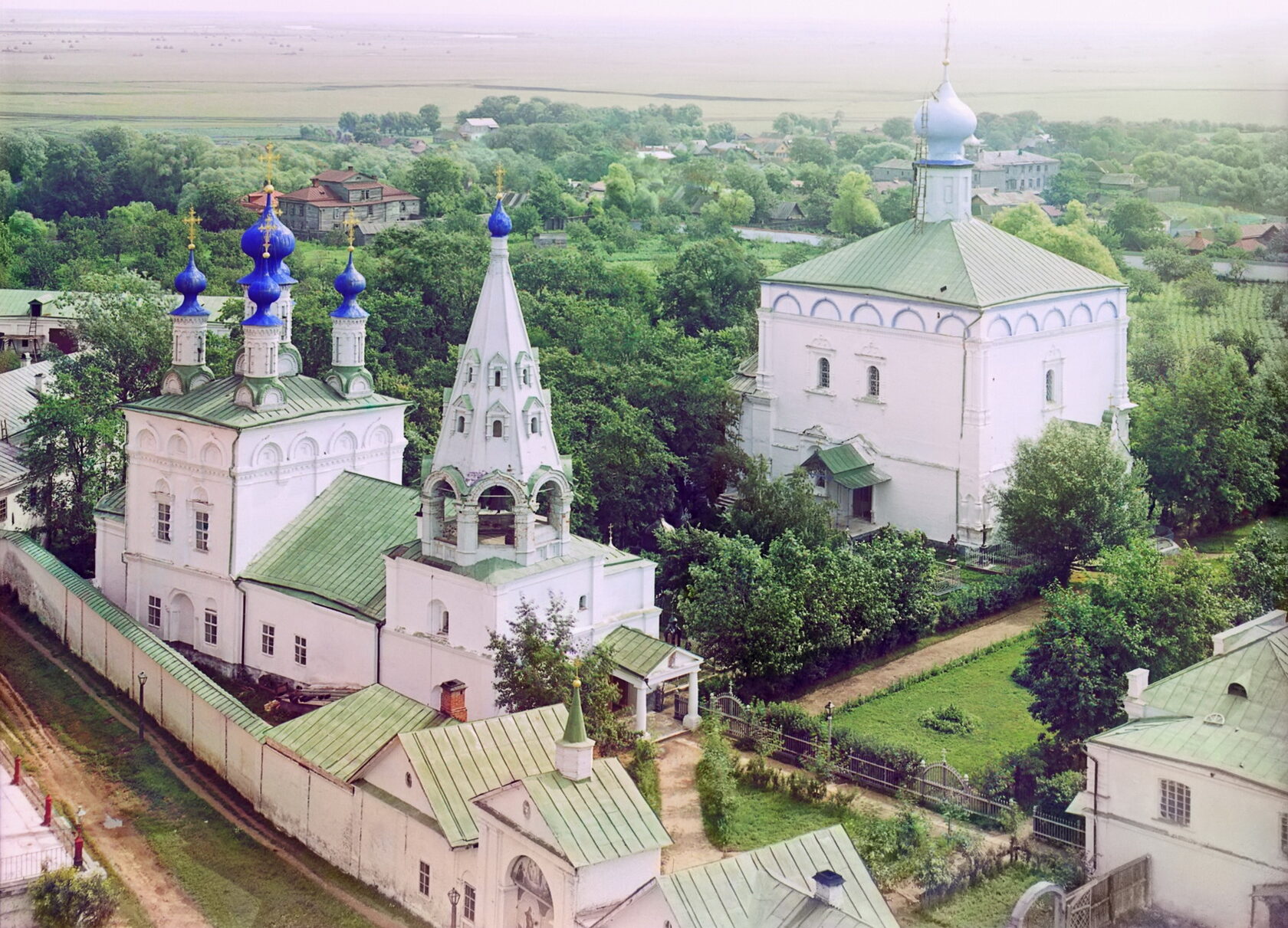 Некрополь Спасского мужского монастыря города Рязани