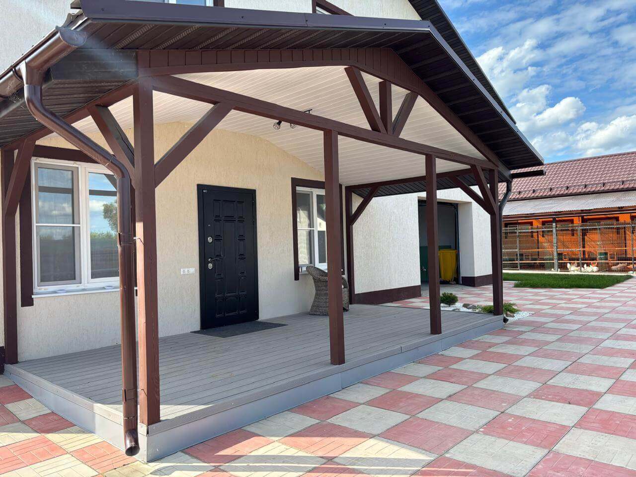 Photo 10
