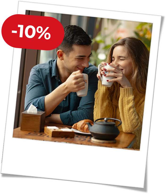 фото нанесения макияжа на лицо девушки 