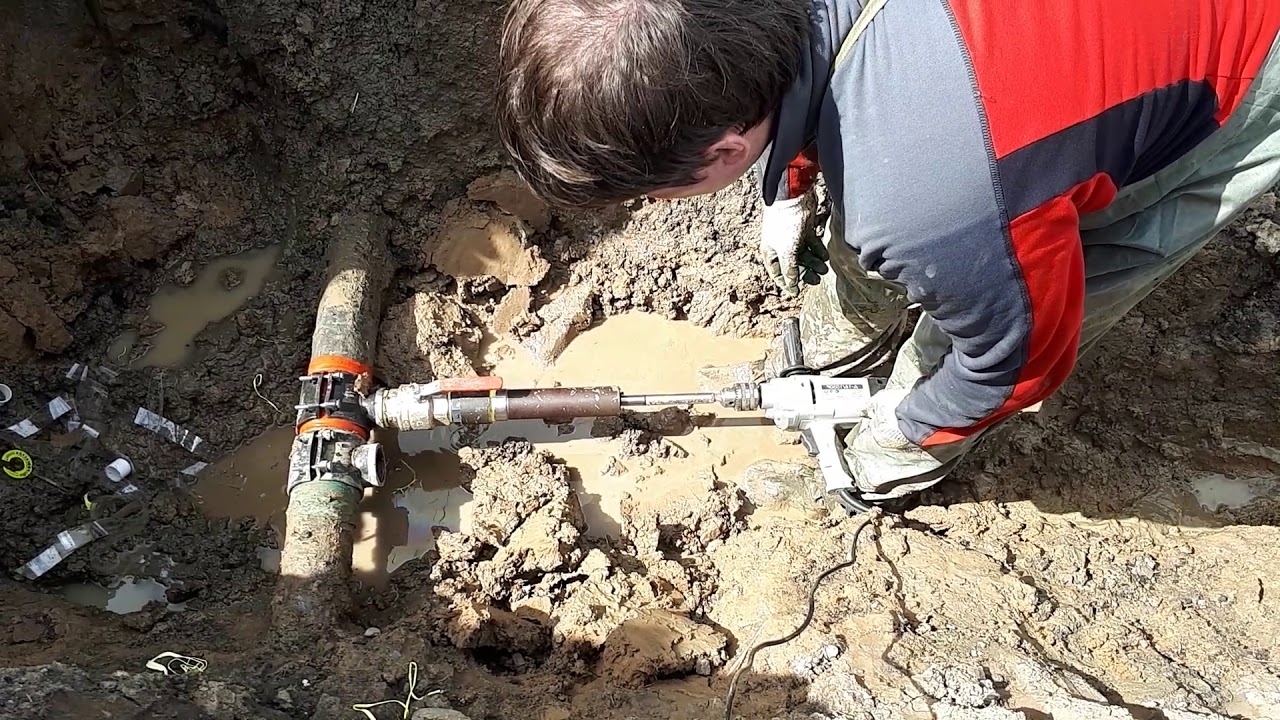 ВРЕЗКА В СТАЛЬНОЙ ВОДОПРОВОД