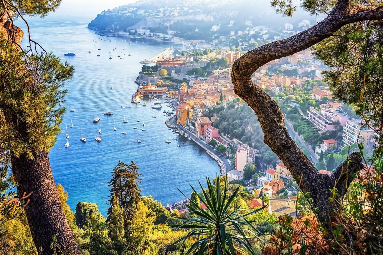 Sailing Yacht Rental in Villefranche-sur-Mer, France | Signature Sailing Charter